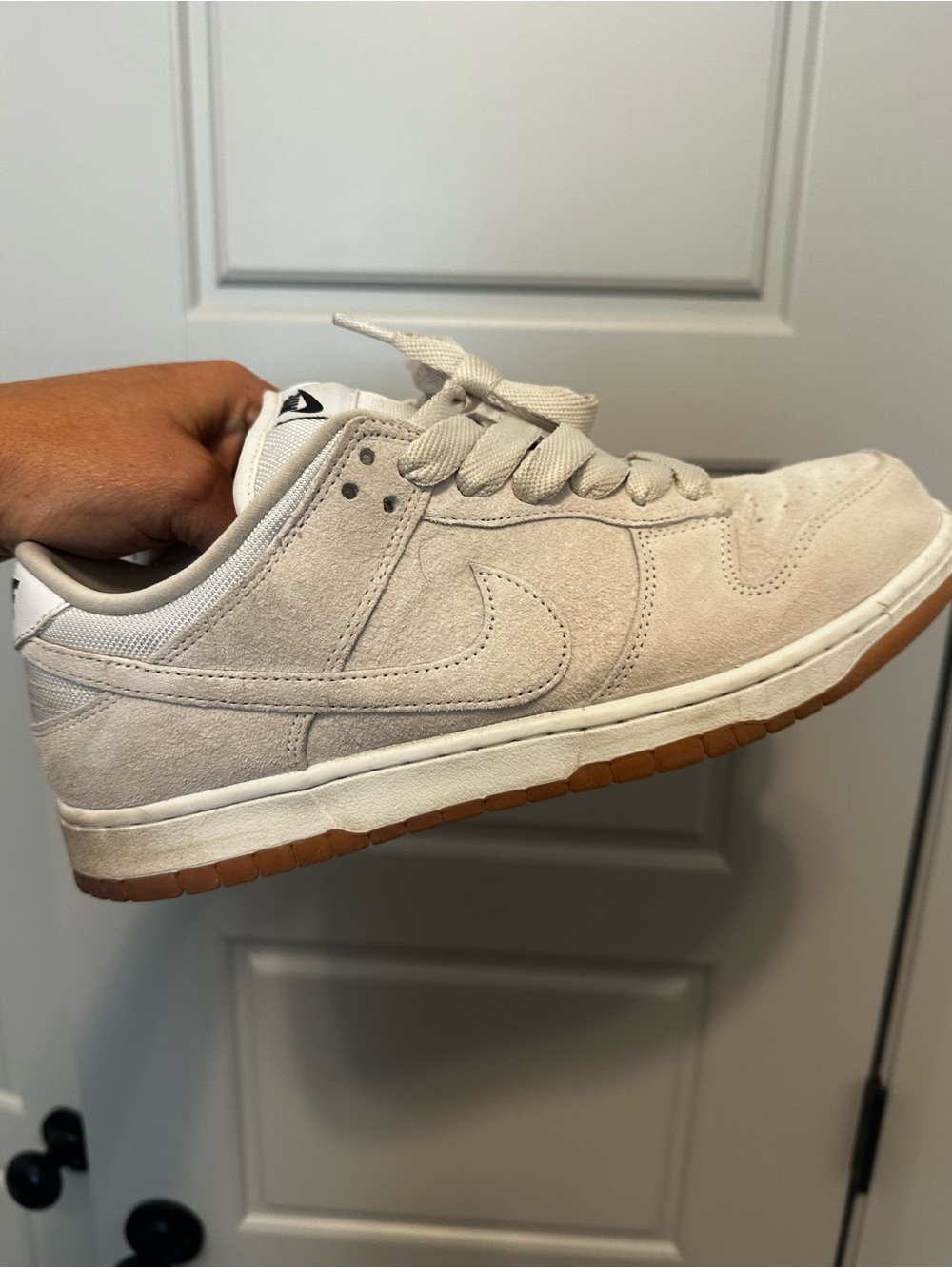 Nike Men’s Low-Top Suede Sneaker in Cream with Gum Sole